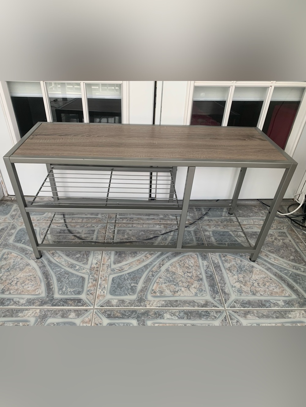 Item/Shoe Rack